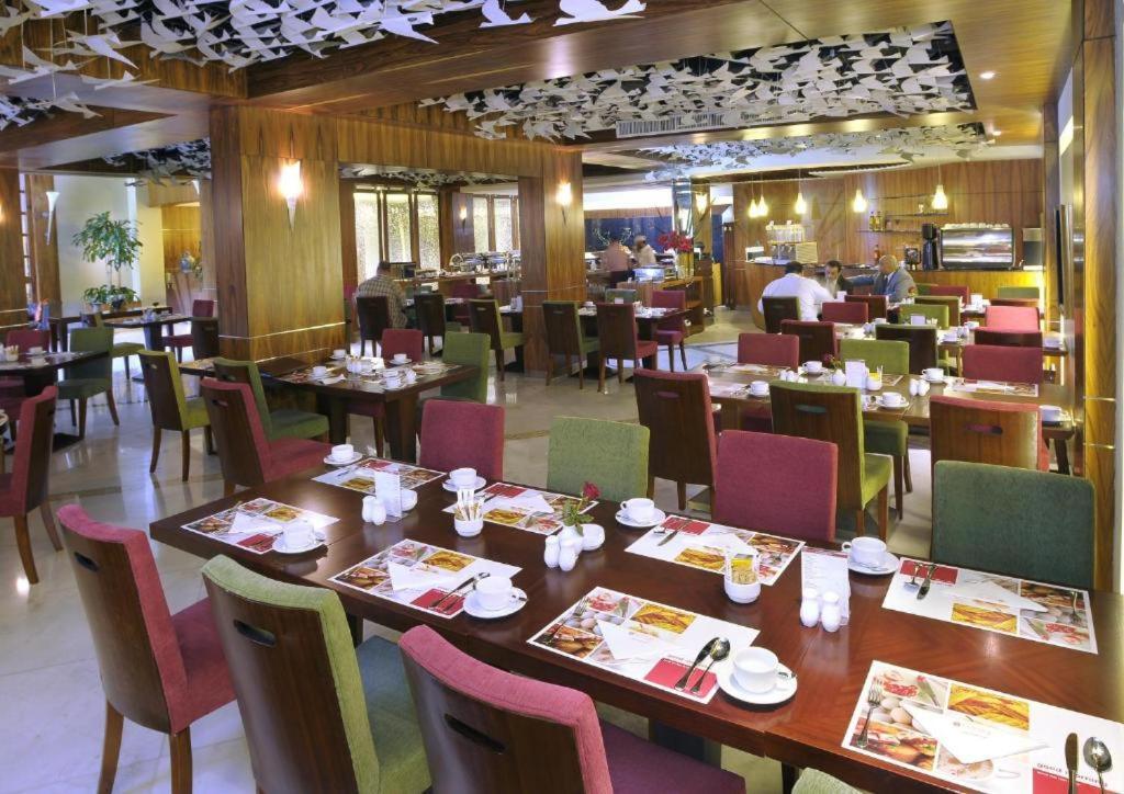 Eastyard Khobar Hotel - Formerly Ramada By Wyndham Khobar Al Khobar Exterior foto