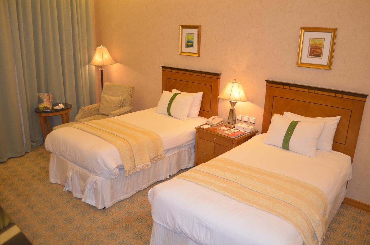 Eastyard Khobar Hotel - Formerly Ramada By Wyndham Khobar Al Khobar Quarto foto
