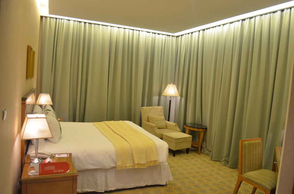 Eastyard Khobar Hotel - Formerly Ramada By Wyndham Khobar Al Khobar Exterior foto