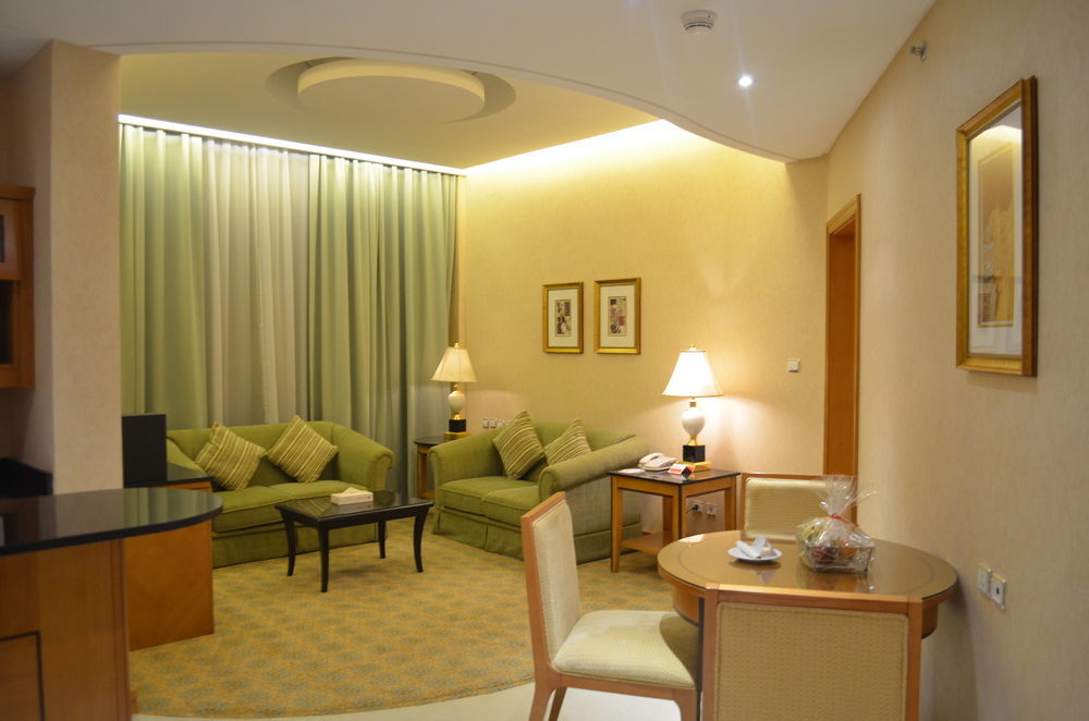 Eastyard Khobar Hotel - Formerly Ramada By Wyndham Khobar Al Khobar Exterior foto
