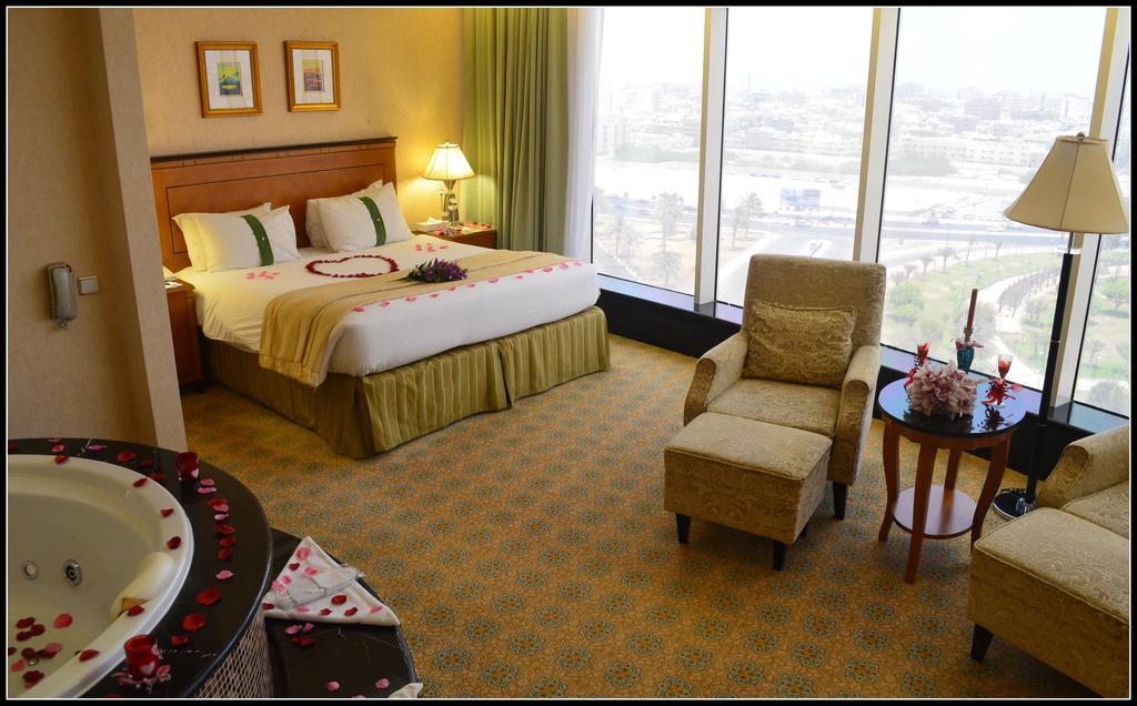 Eastyard Khobar Hotel - Formerly Ramada By Wyndham Khobar Al Khobar Exterior foto
